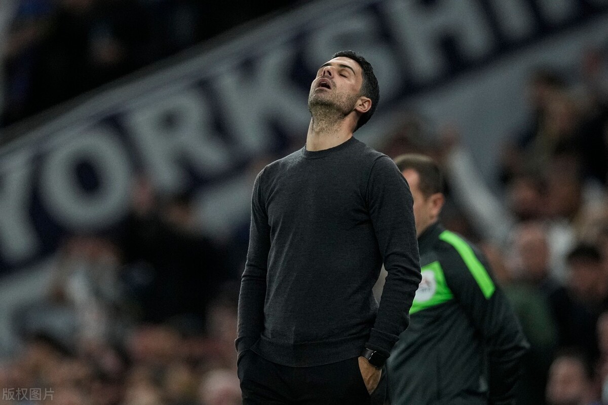 裁判主导北伦敦德比，争议判罚造就英超争四悬念