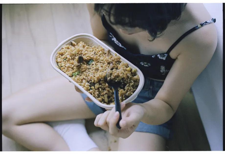 清新女大学生写真,青春活力大学生写真照片