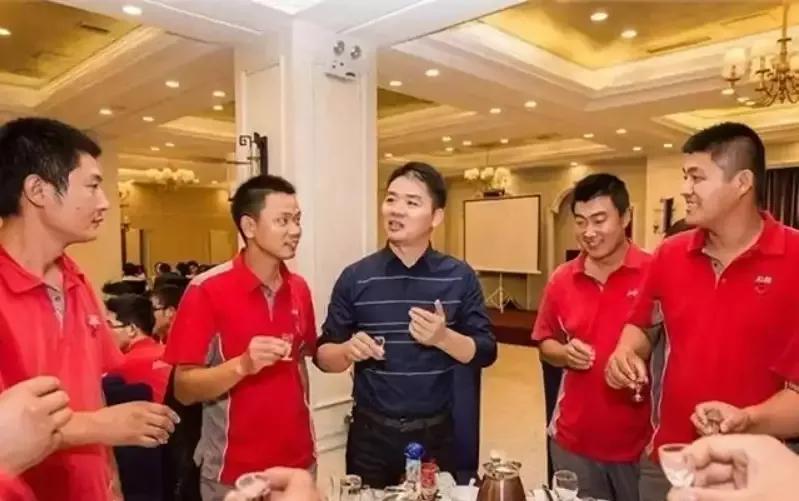 京东物流001号员工退休,京东1号快递员怎么样了