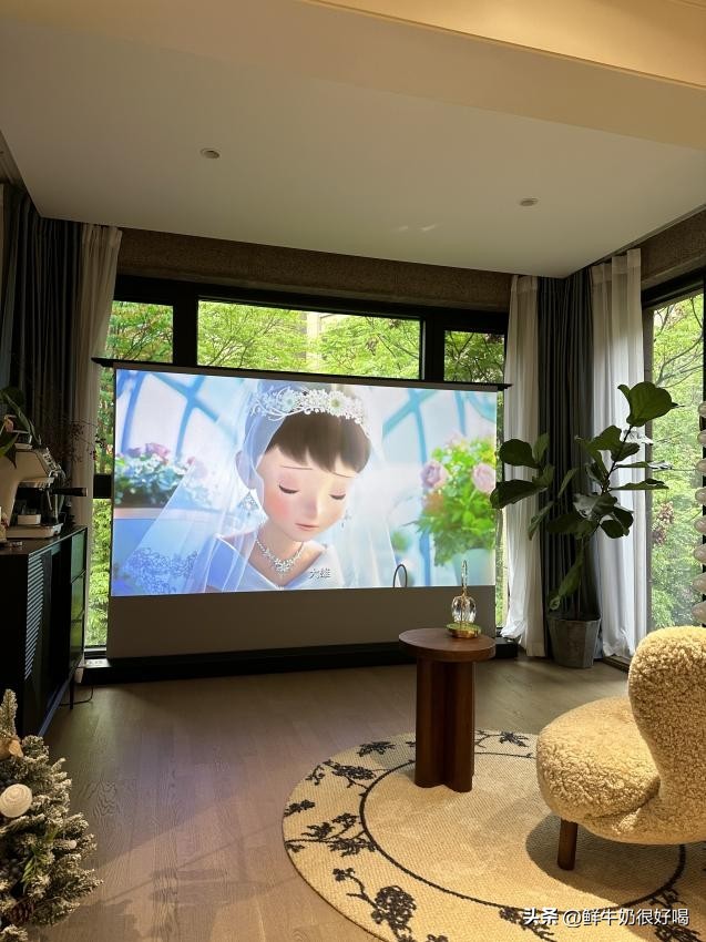 投影仪亮度与流明多少最好,投影仪有100000流明亮度的吗