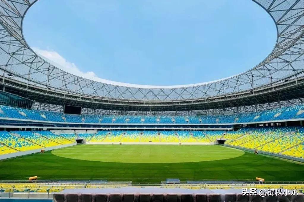 球员做对比吸引读者,不同球员的表现呈现出鲜明的对比