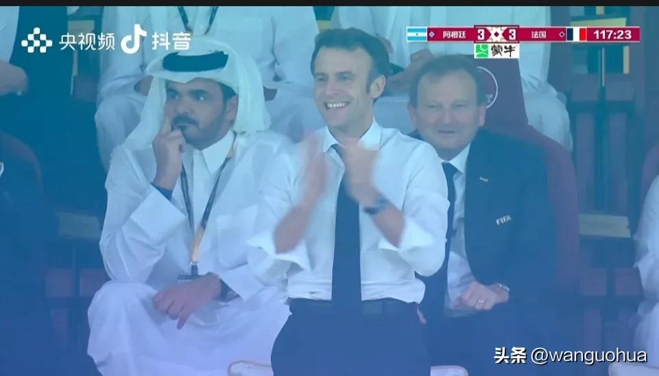 人生就像踢足球一样原版,人生就像踢皮球踢不了还得玩命踢