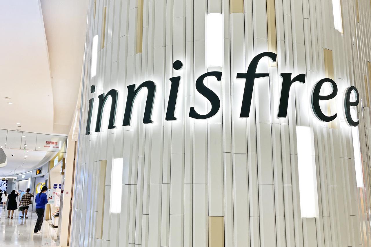 年轻人抛弃韩妆:90后不用00后不认,韩企业绩下滑,在华关店撤退