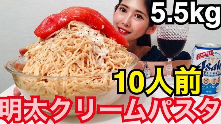 日本大胃王猝逝年仅30岁，生前一次性吃下10斤食物，烟酒全沾