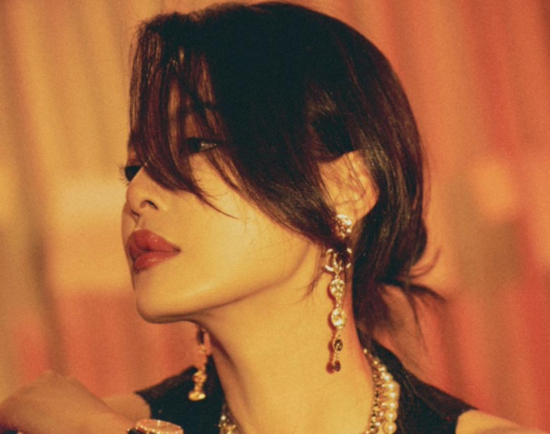 明星嘴唇薄怎么改善的,明星嘴唇变薄对比