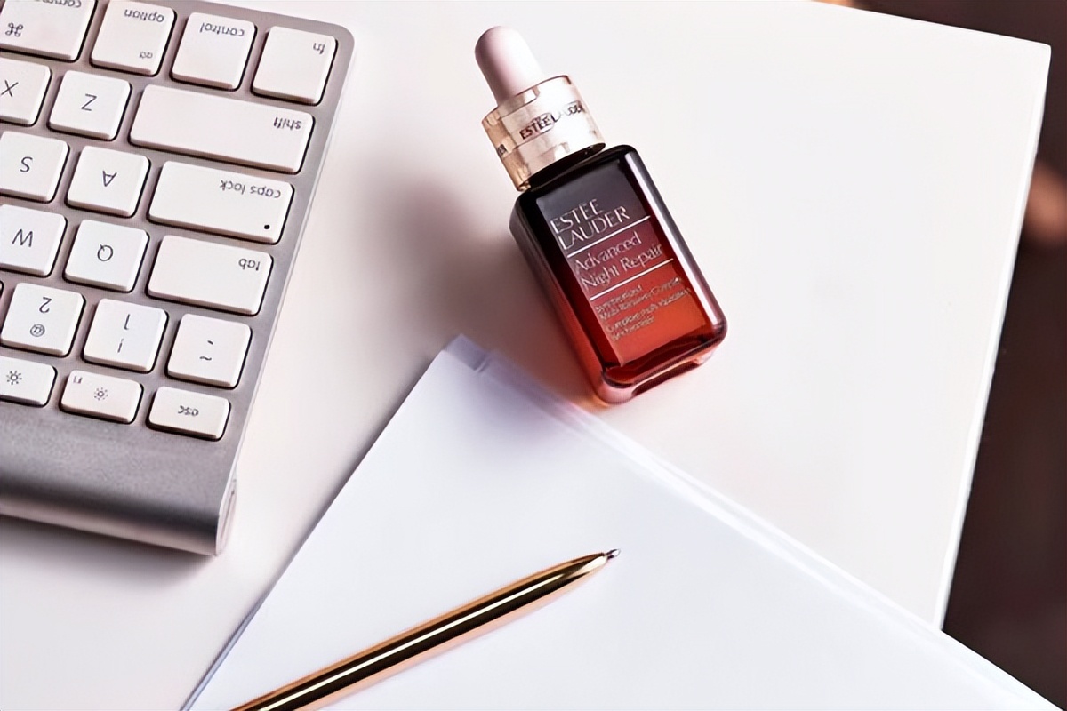 雅诗兰黛降价套装,雅诗兰黛最近降价怎么回事