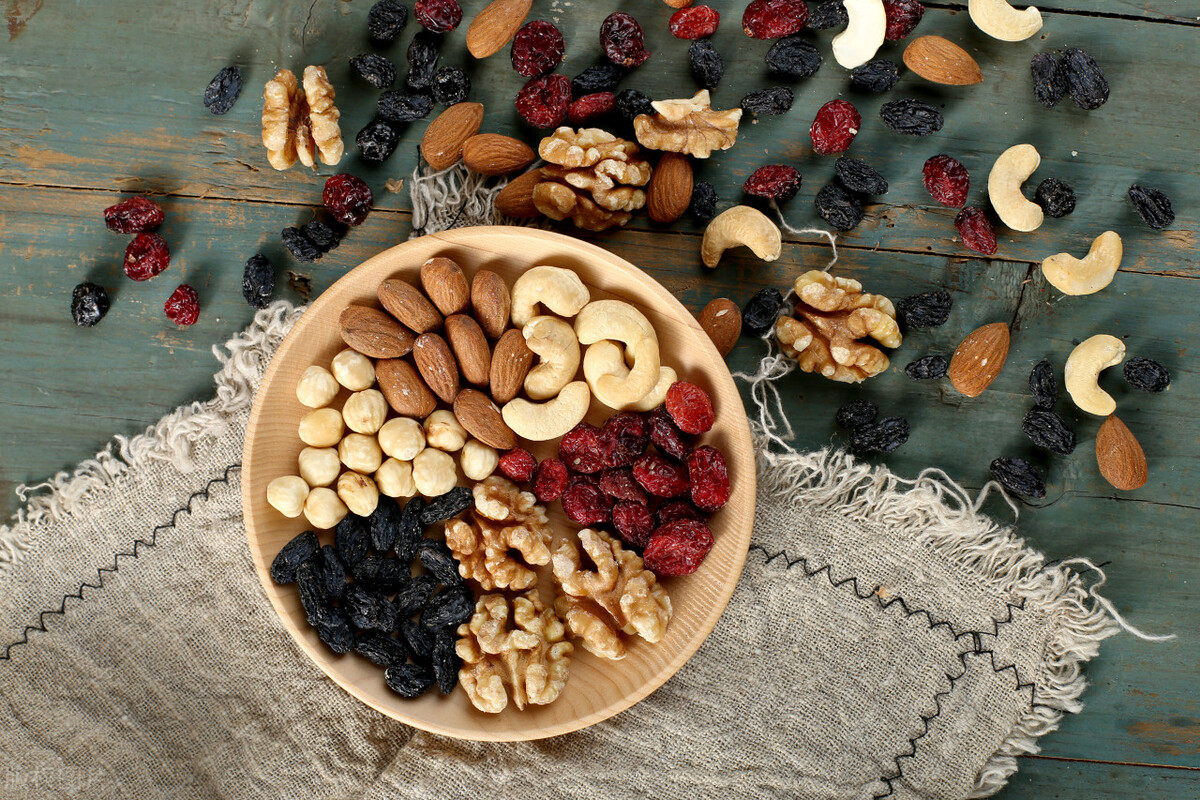 人体缺乏14种微量元素的症状,人体各种元素的缺乏征兆