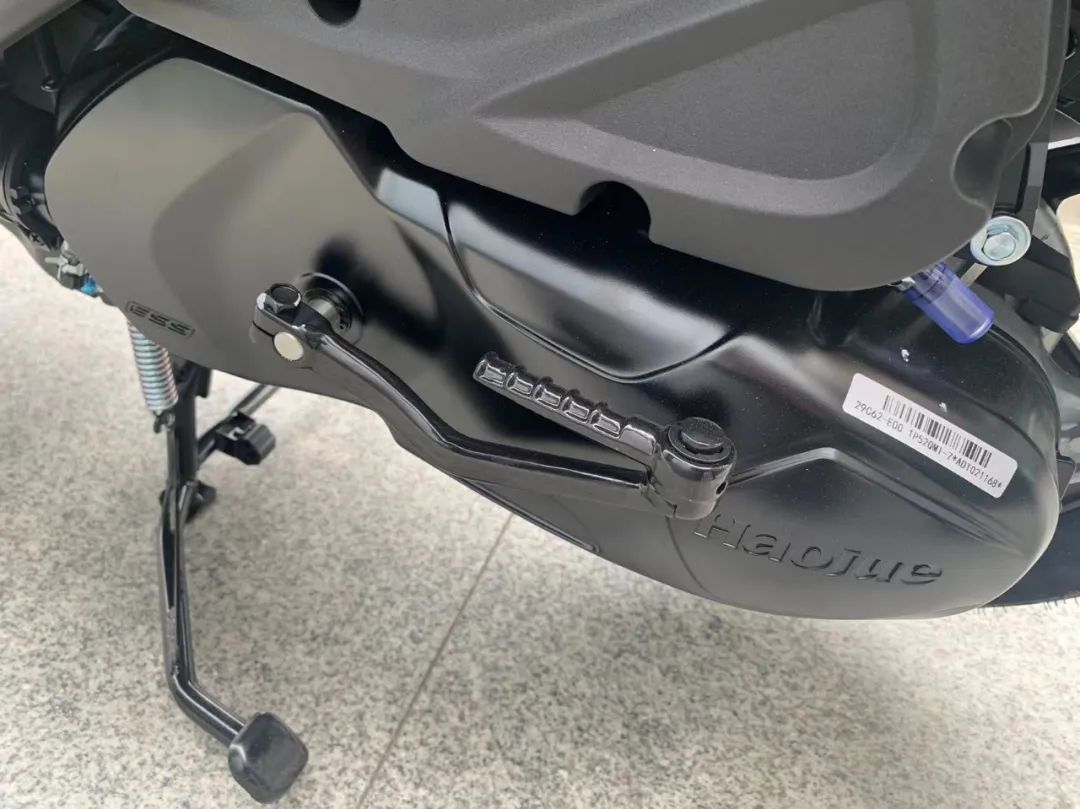 豪爵虎鲨vx125真实测评,豪爵虎鲨vx125和铃木ue125买哪个好