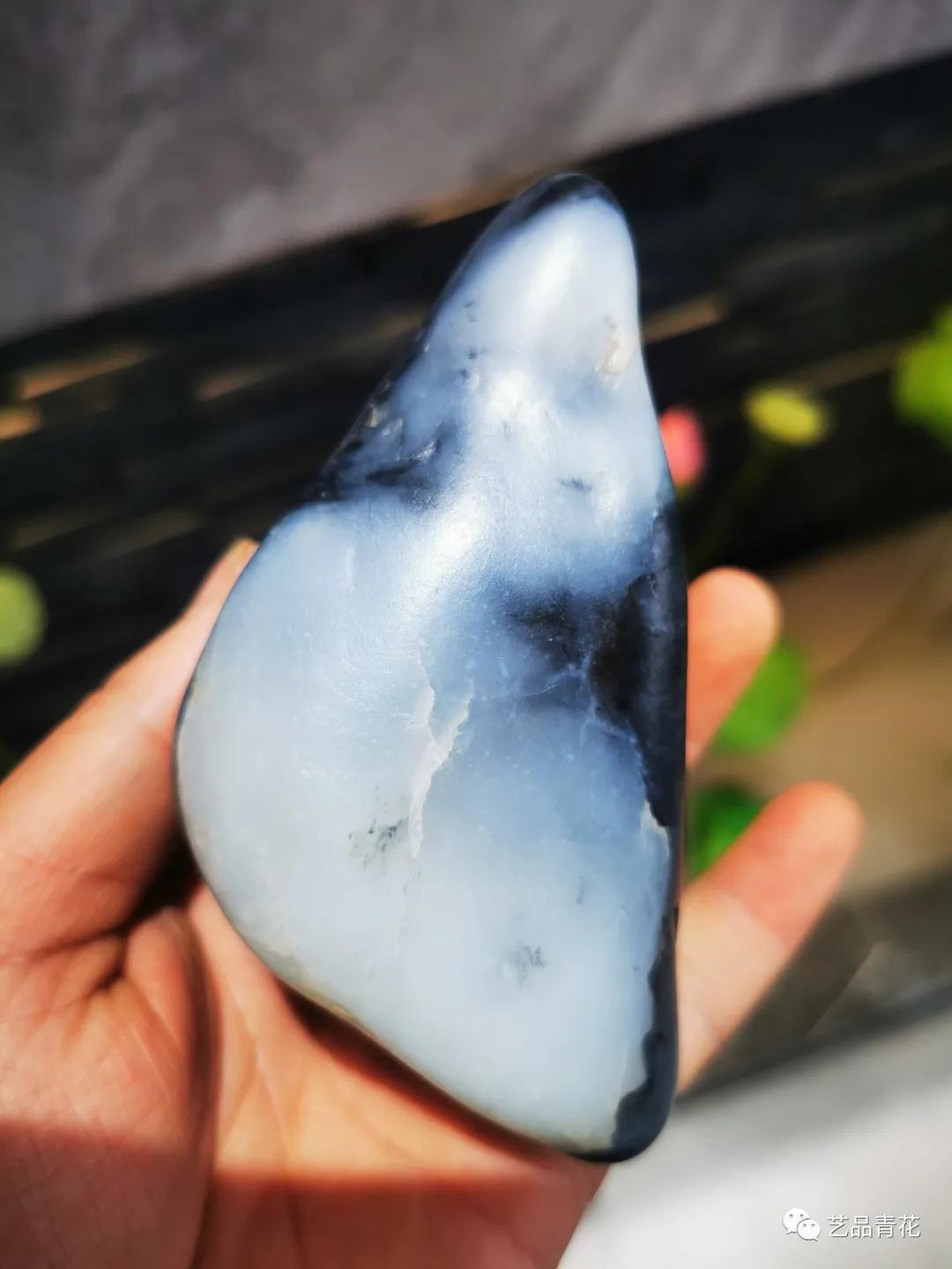 和田顶级青花籽料原石成交价格,青花玉籽料欣赏