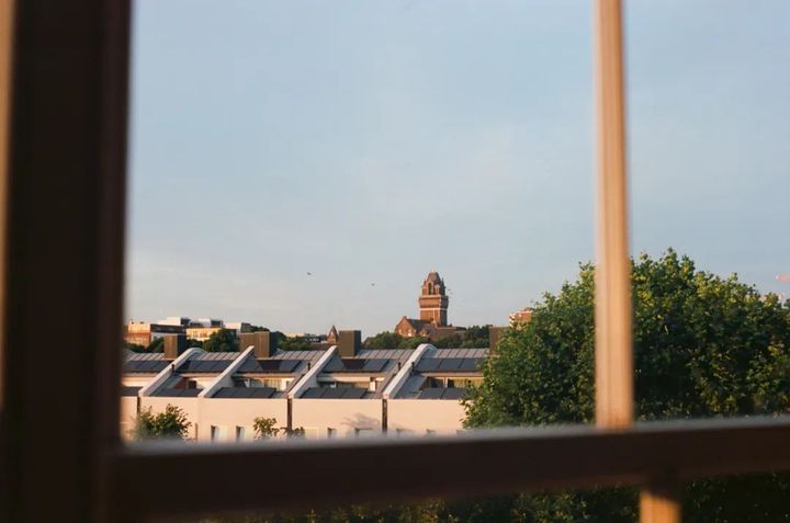 总是想很多事情好多年了,一个人总是想太多是什么原因