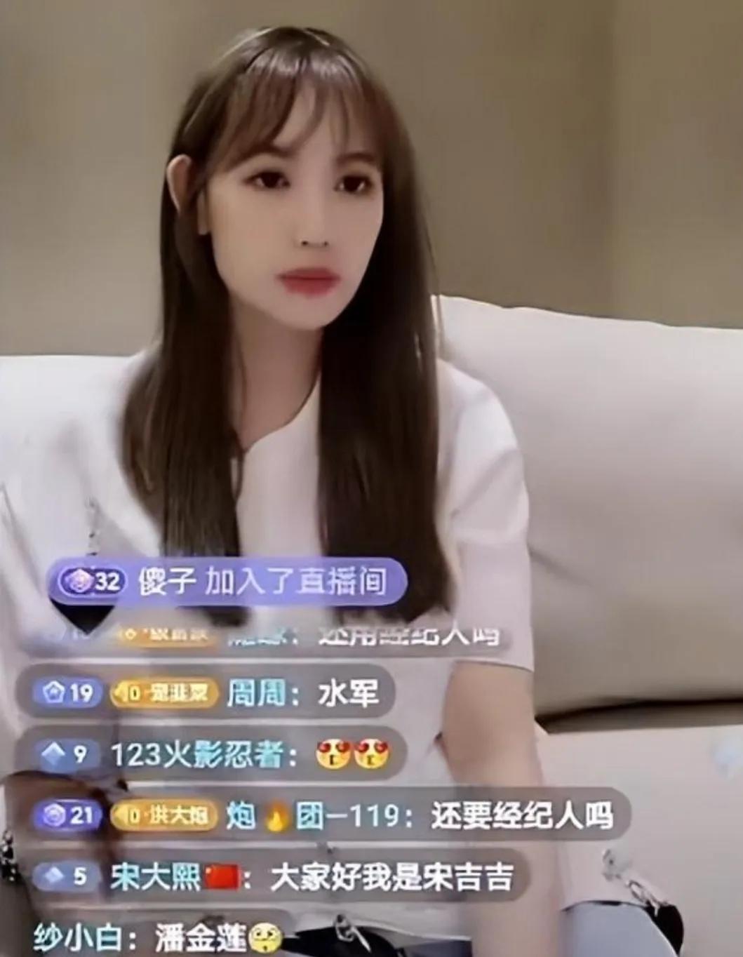 王宝强与孩子的近照,王宝强家里的保姆照片