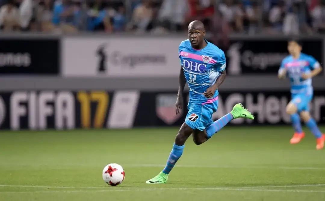 日职联：东京FCVS鸟栖沙岩，防守依旧保持强悍，鸟栖进攻也有提升