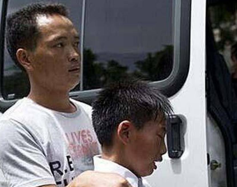 孤儿杨六斤最近情况,广西孤儿杨六斤现状视频