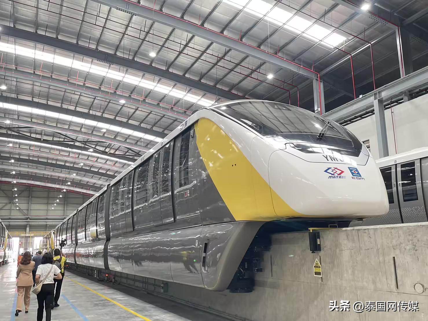 泰国总理巴育一行试乘MRT黄线即日起全部开启运营