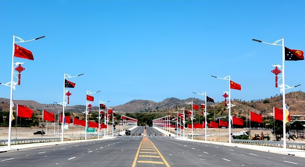 外媒称布林肯抵达以色列,布林肯称中方脚踏两条船