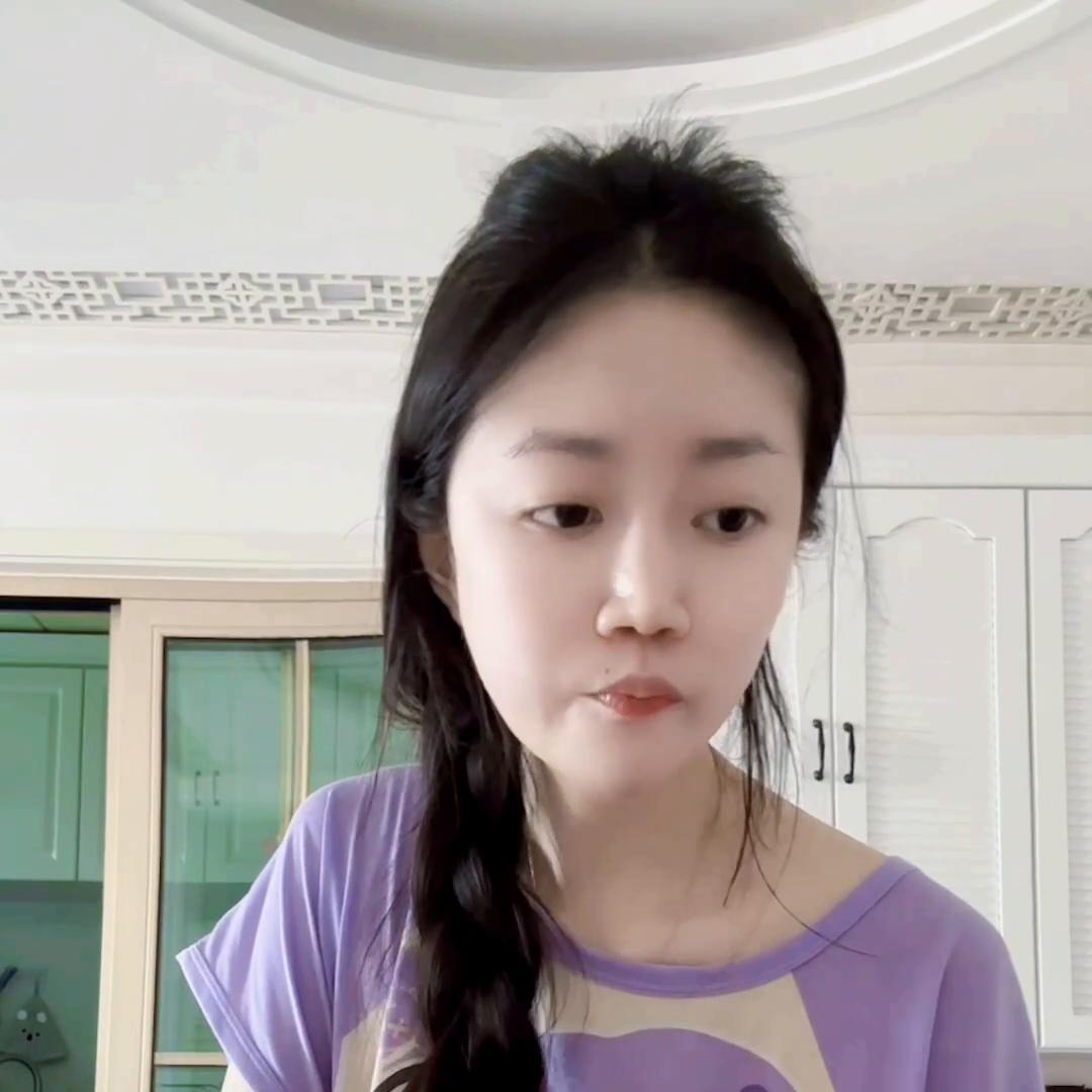 全职女儿,不上班一天在家干什么…