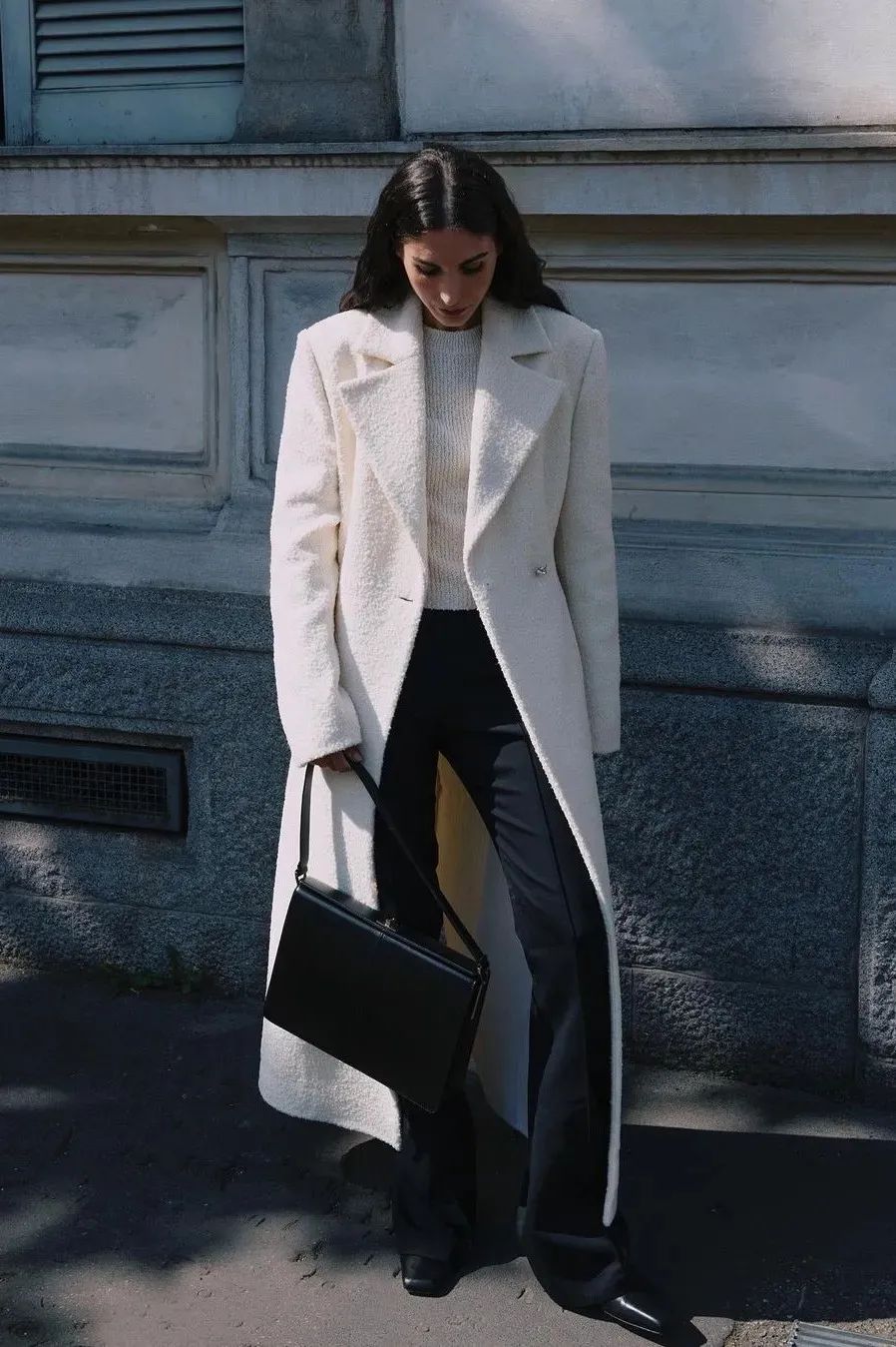 大衣下半身穿搭保暖又好看,大衣里面穿什么内搭最好最保暖