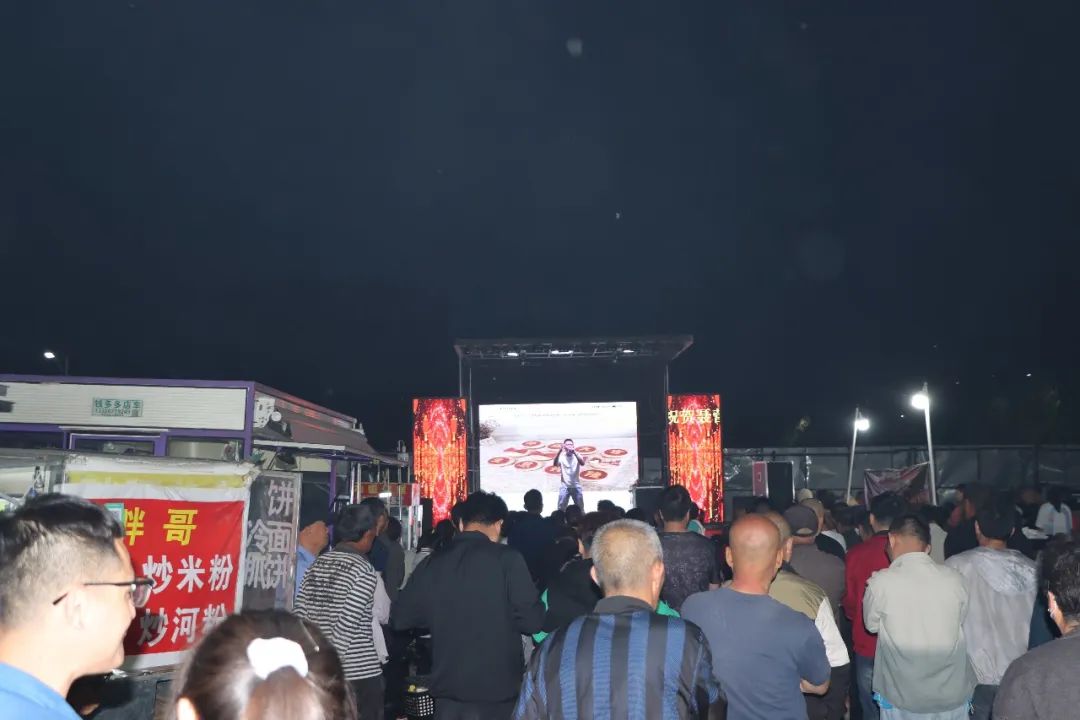 尉犁乡村夜市点亮村民增收路,夜市灯火点亮乡村振兴路