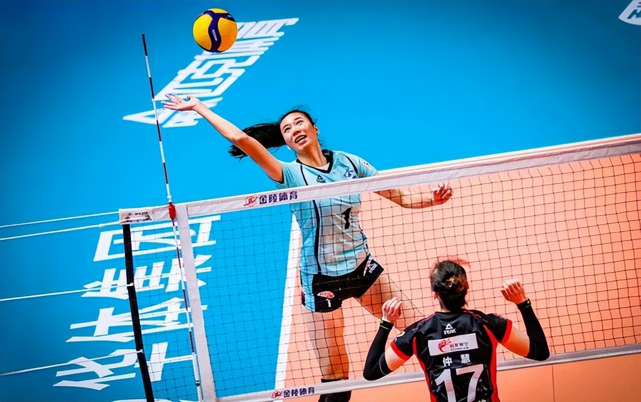 意外！中国女排最新名单出现变化，多人位置互换，蔡斌意欲何为