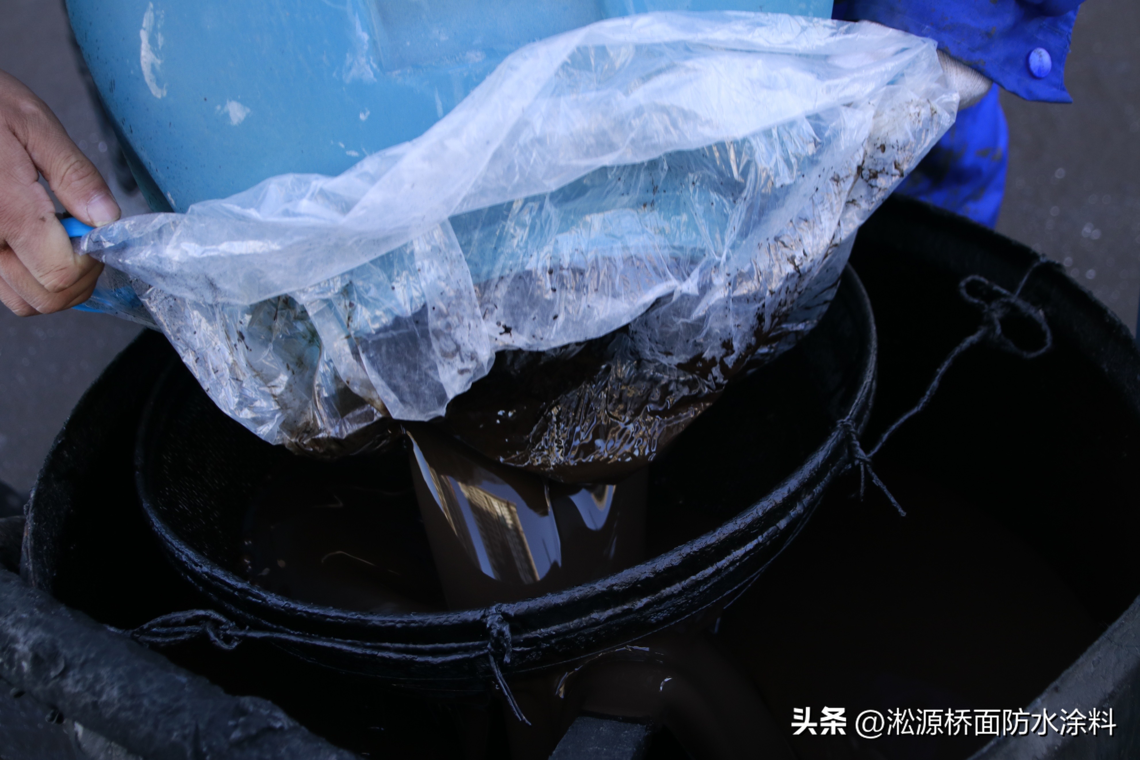 沥青防水涂膜是什么材料,沥青类防水涂料有哪些