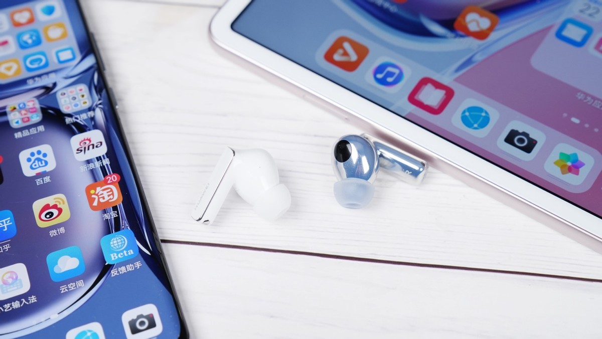 华为freebuds5蓝牙耳机上手体验,华为freebudspro3上手体验