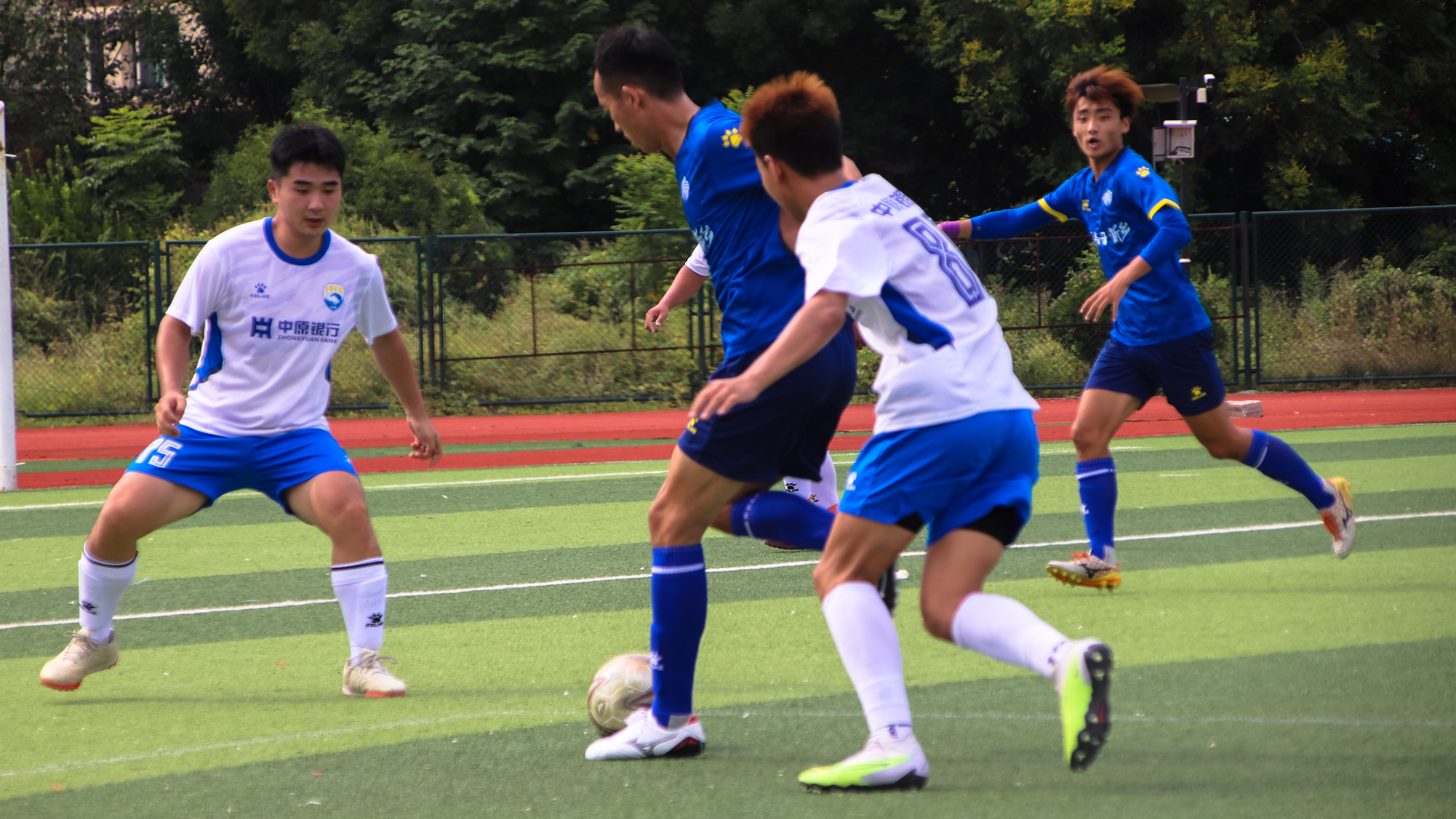 新乡足球锦标赛,新乡足球业余联赛比赛