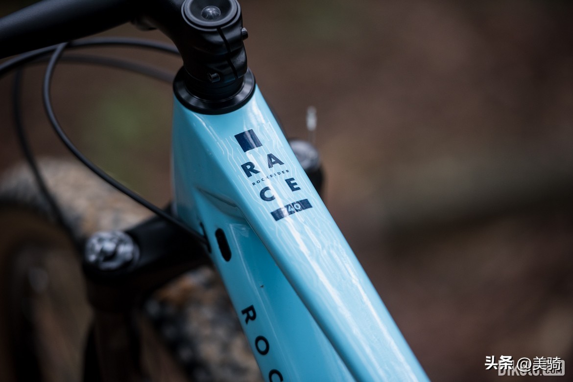 迪卡侬race900山地车测评,迪卡侬rockrider530山地车