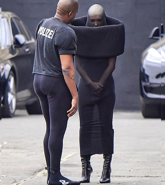 坎爷和24岁新欢出街秋裤,坎爷带妻子出门