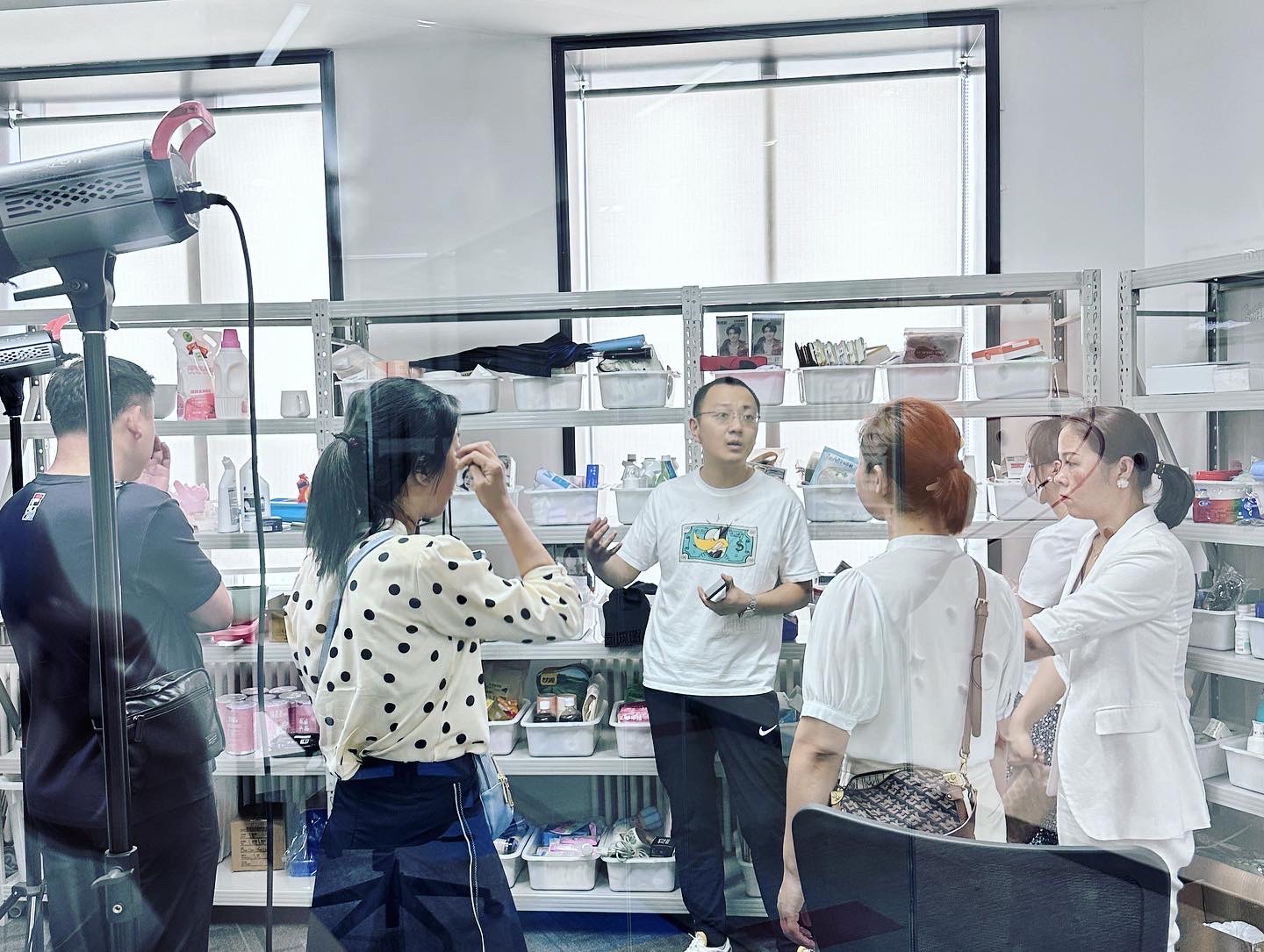 直播销售的现状及发展趋势,直播实体店运营营销