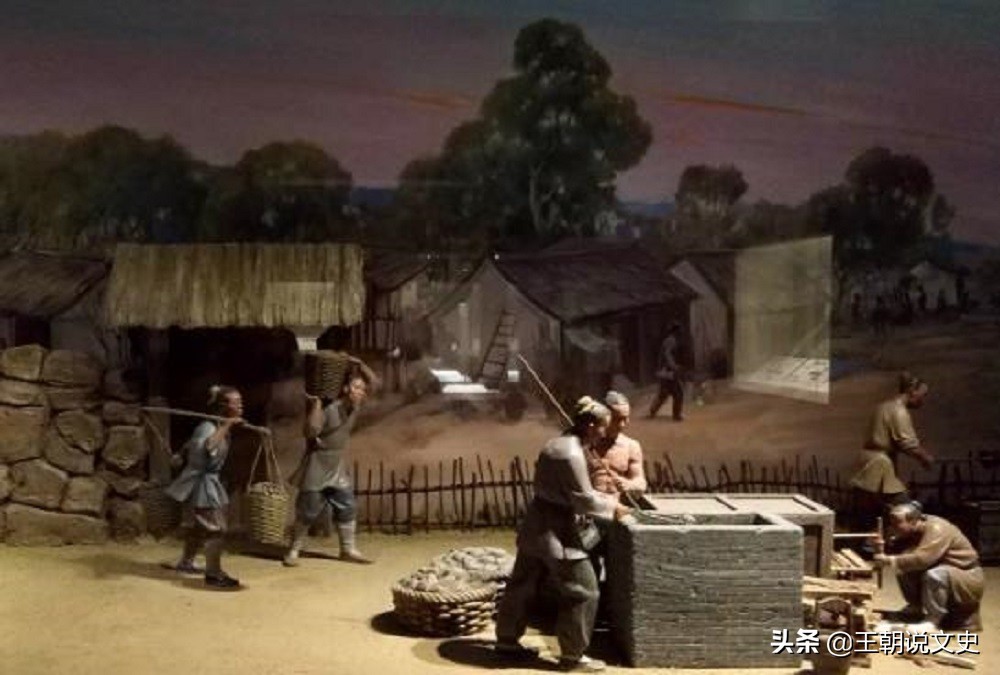 房前望见坟墓儿孙自寻活路,房子望见坟是凶还是吉