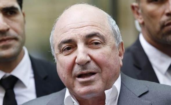 七大寡头兴衰史（上）面对首富的*杀暗**，普京：白绫or毒药，我来定