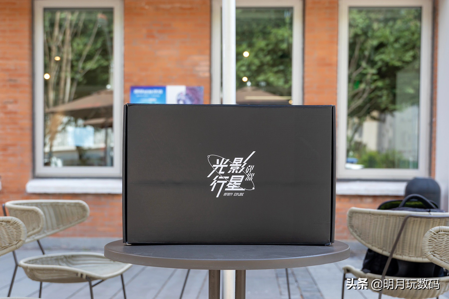 光影行星双肩包男200,类似于光影行星的双肩包