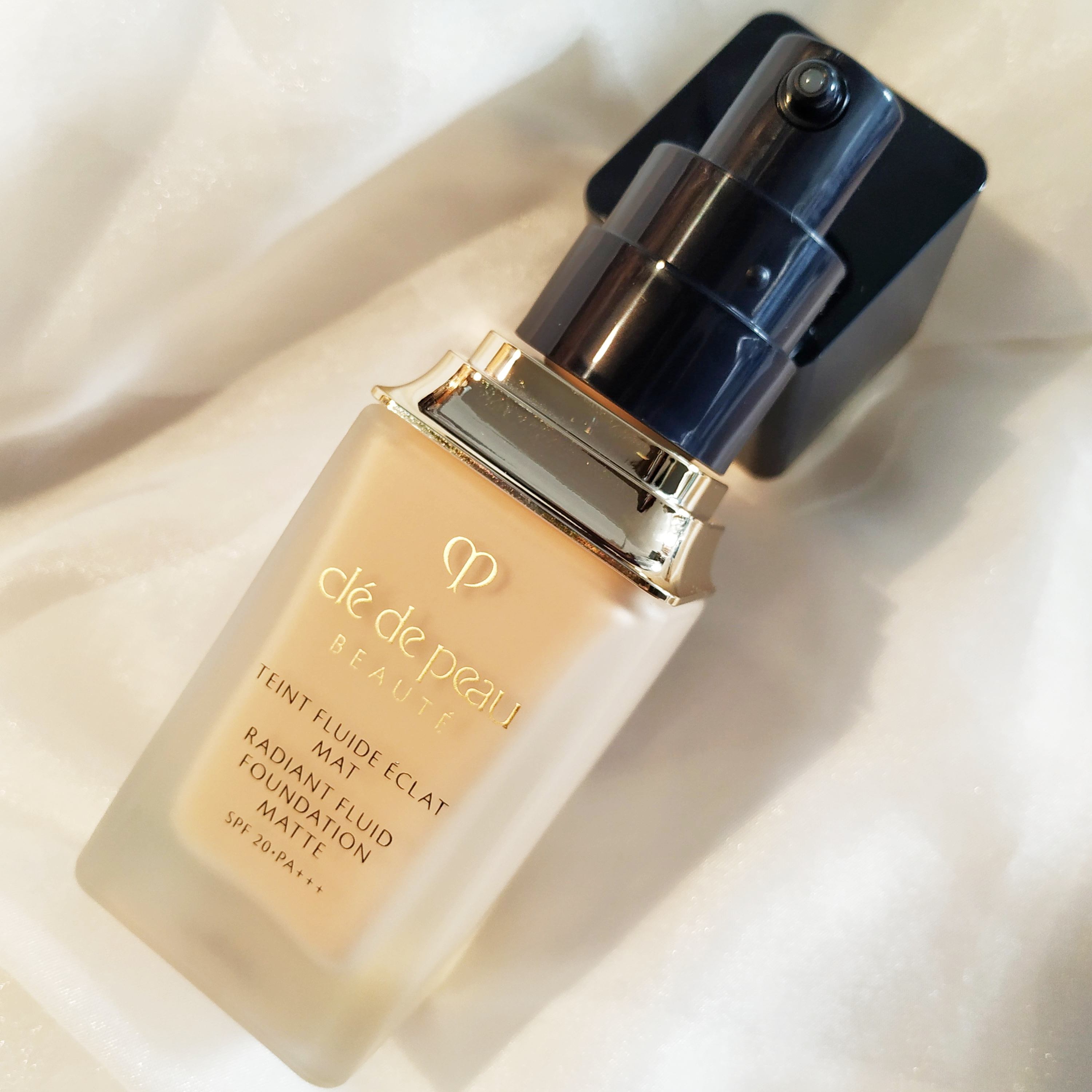 马来西亚的化妆品可以在中国卖吗,马来西亚买化妆品便宜吗