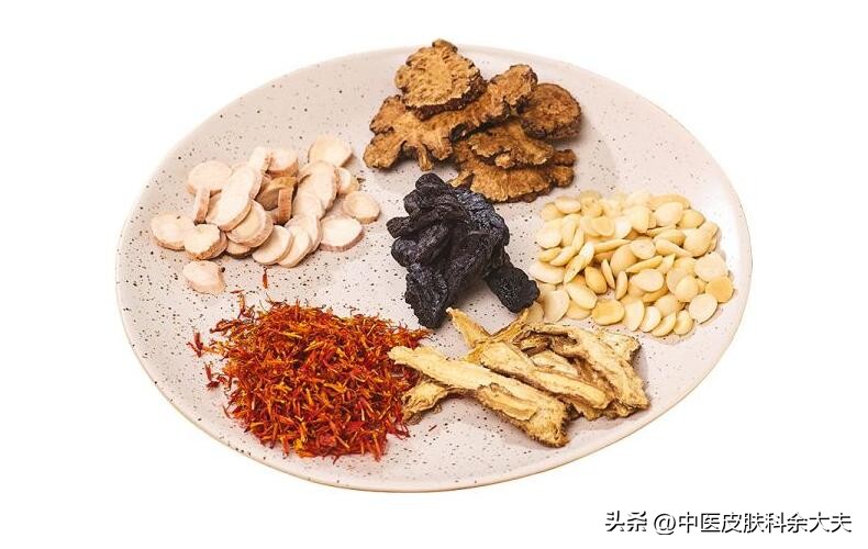 脱发是气血不好的表现吗,脱发说是内分泌失调什么意思