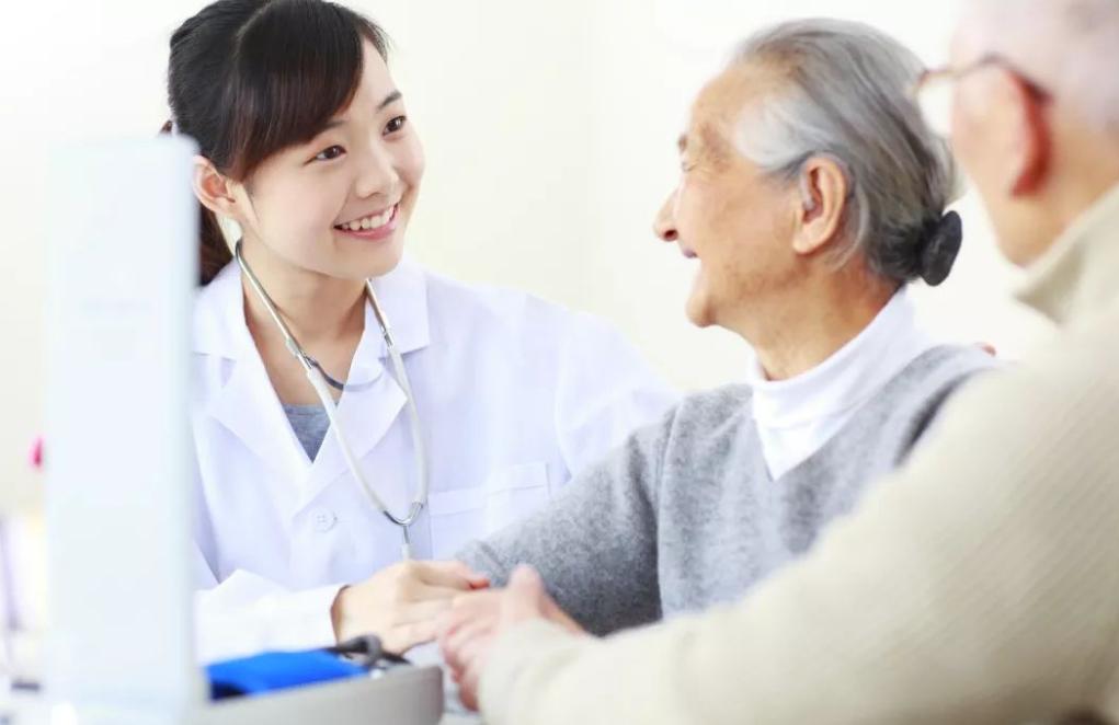 46岁的男人体重标准是正常的,男性55岁左右体重控制在多少合适