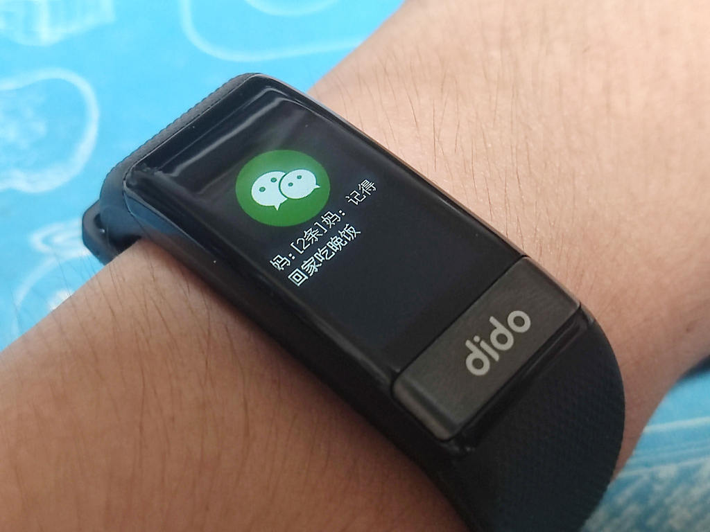 血压心率手环哪款比较准确,测血压血氧智能手表手环评测