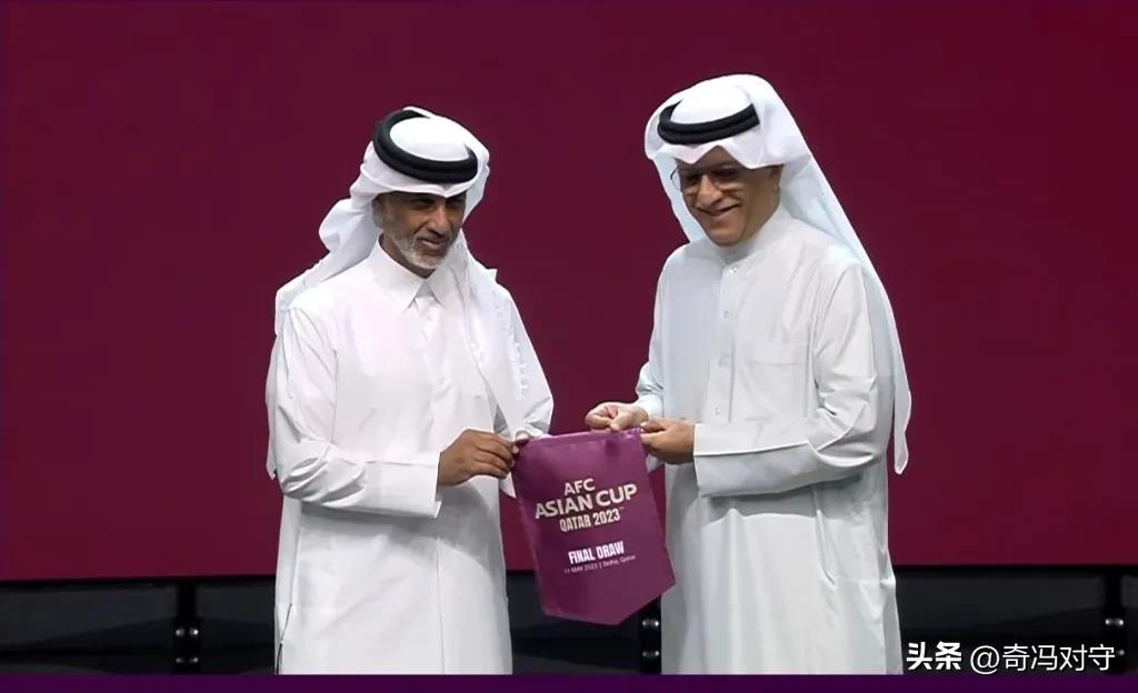 2019年亚洲杯分组抽签结果揭晓,国足世预赛抽签死亡之组