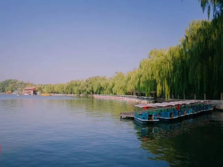 有关清秋的诗,清秋唯美诗词