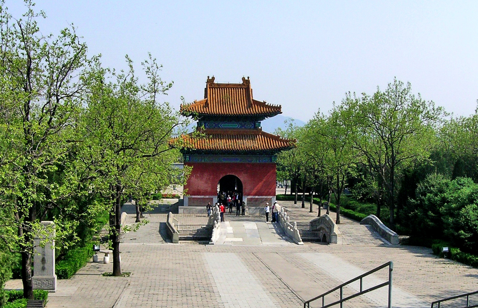 十三陵长陵殉葬,给爷爷下葬