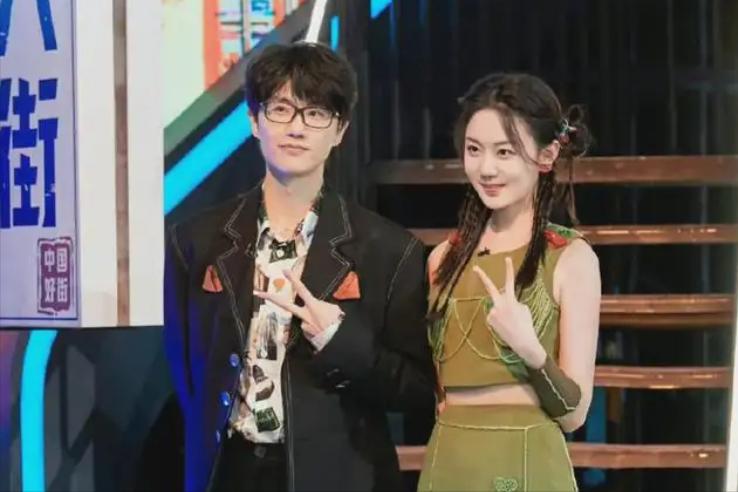 许嵩四大巨头歌曲,许嵩曾经火遍全国的网络歌手