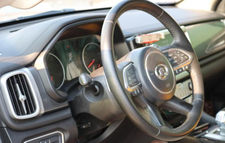 固铂at3可以装19寸的轮毂,更换长城炮备胎