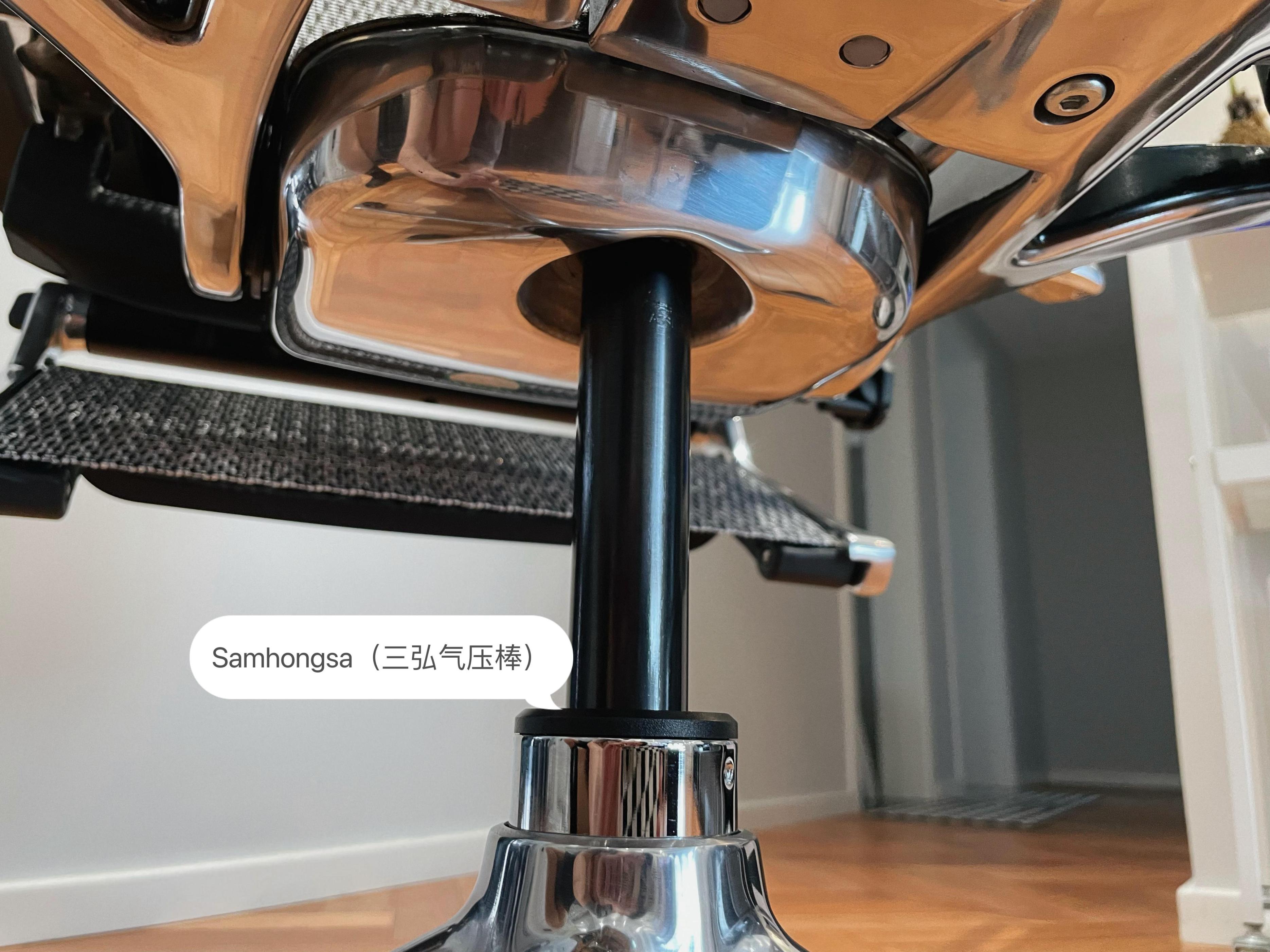 晒晒居家办公的电脑桌,晒晒我的居家办公环境