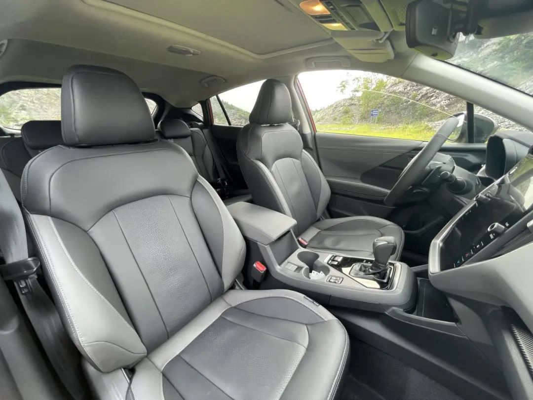 斯巴鲁crosstrek旭豹24款,斯巴鲁crosstrek旭豹对比森林人