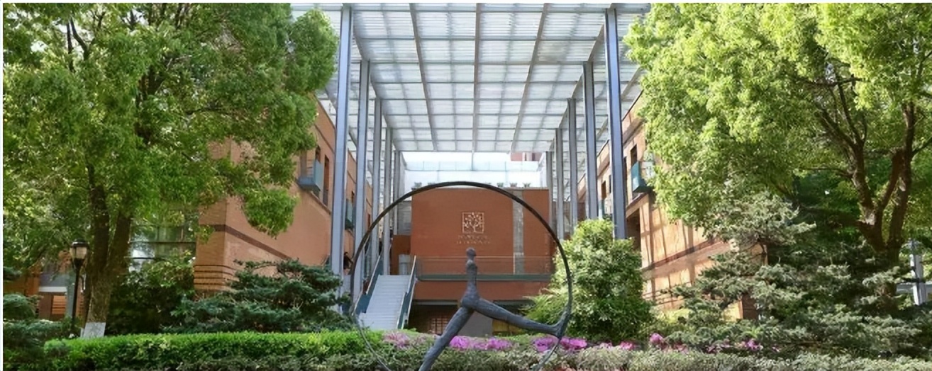 上海知名的国际教育机构,上海耀中国际学校学费多少