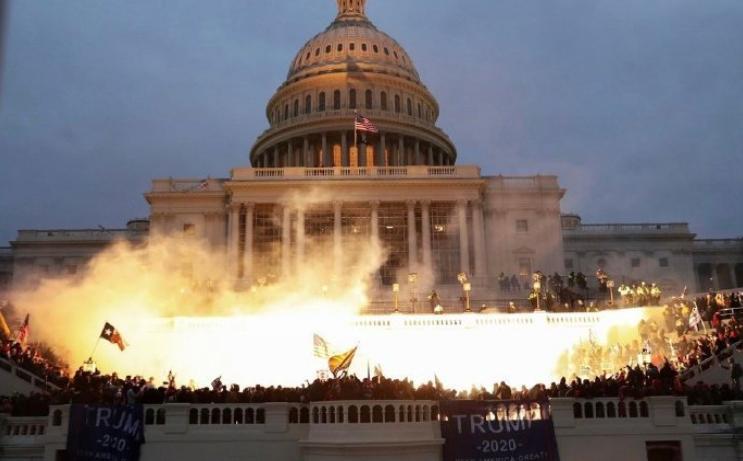 美国，终于活成了无比怀念的大清