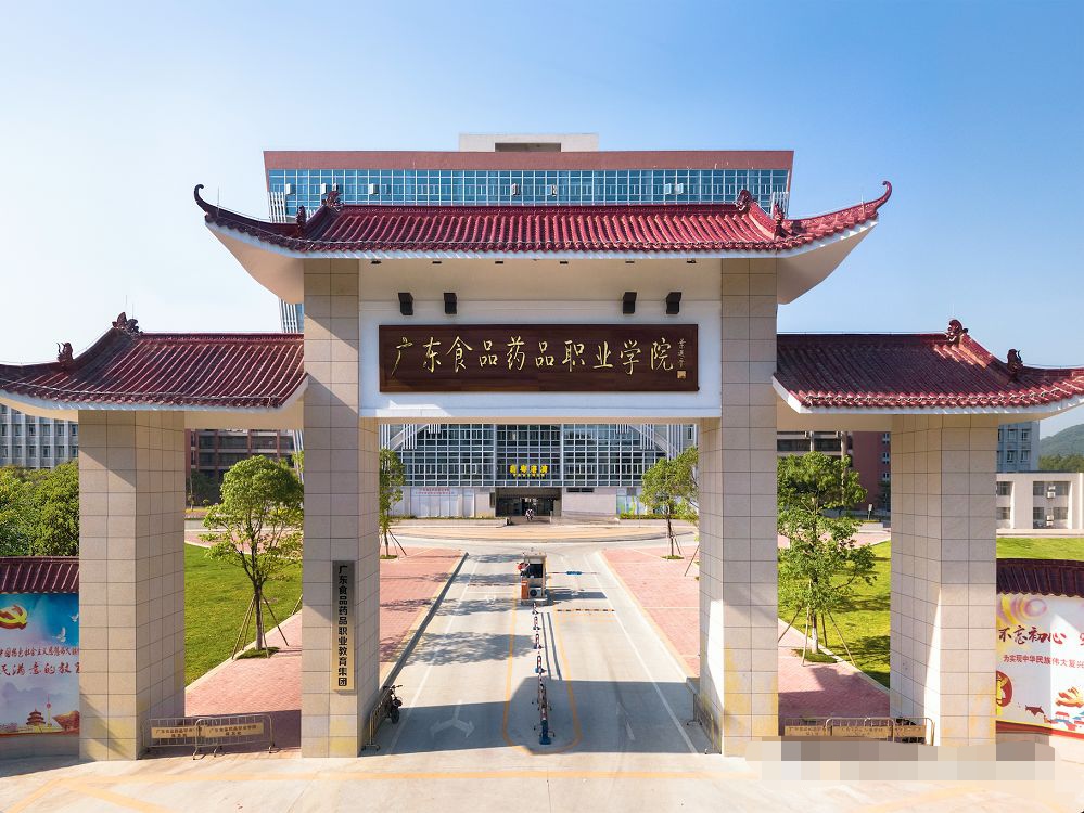 药店招聘营业员猫腻,药店营业员工资低为什么还有人做