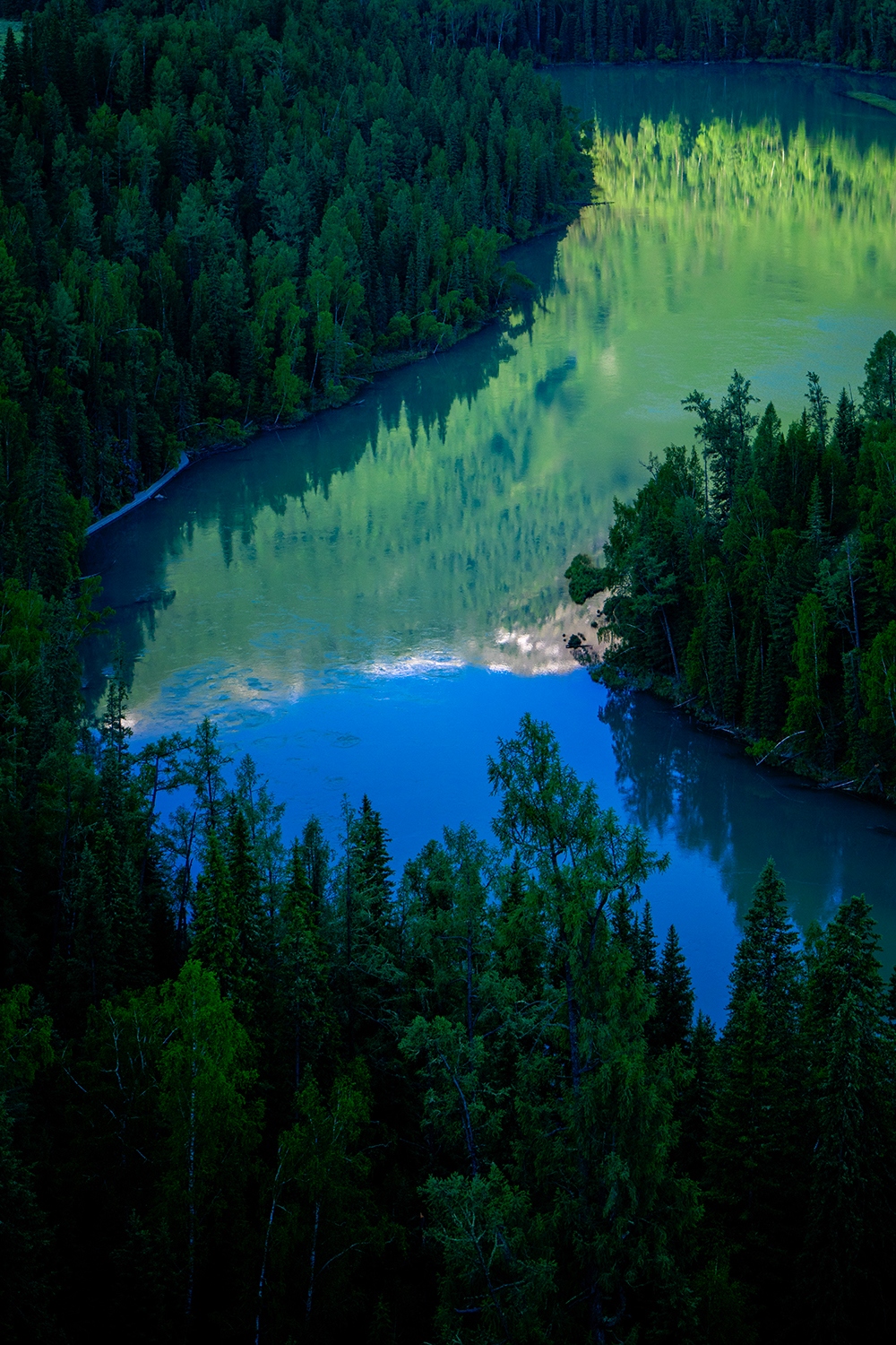 领略“可汗之湖”尼康小三元*疆新**试用手记
