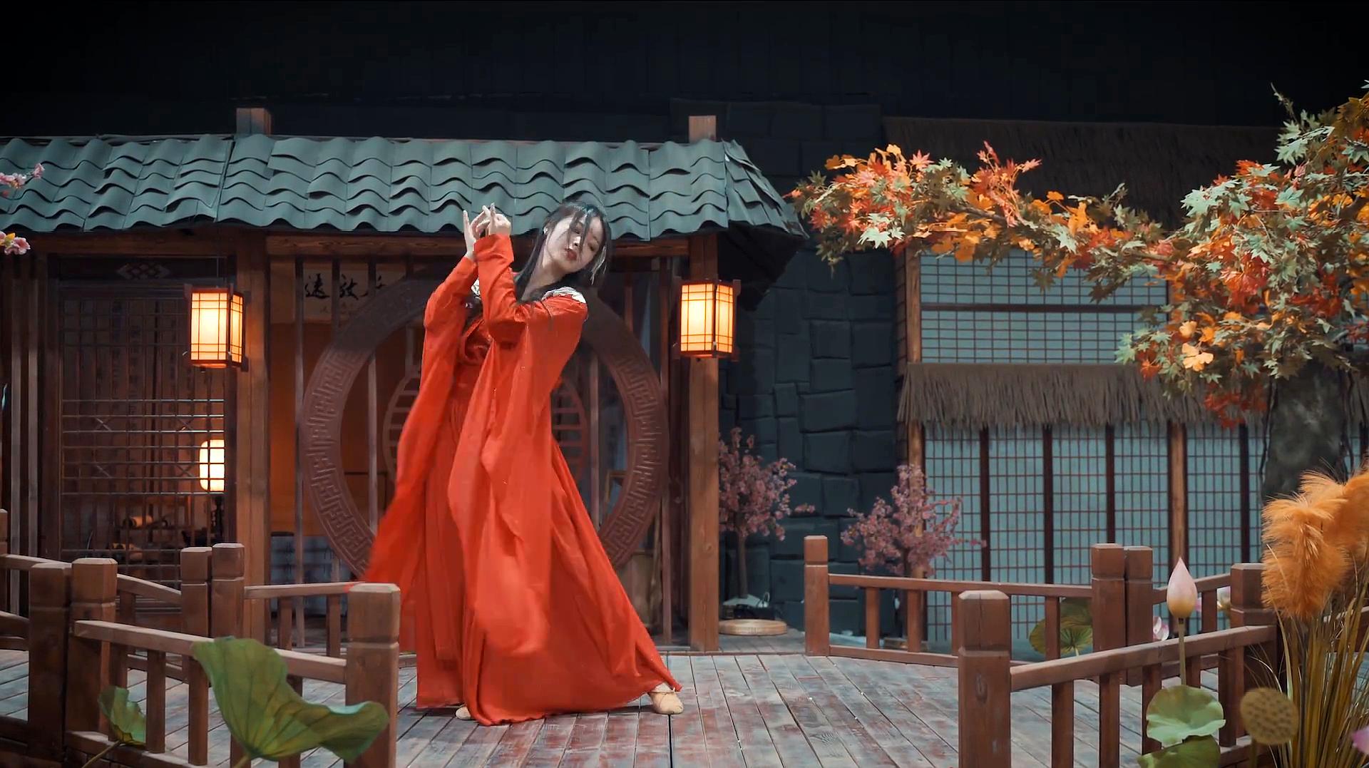 60句桃花诗词惊艳了春天,描写桃花的七言六句古诗