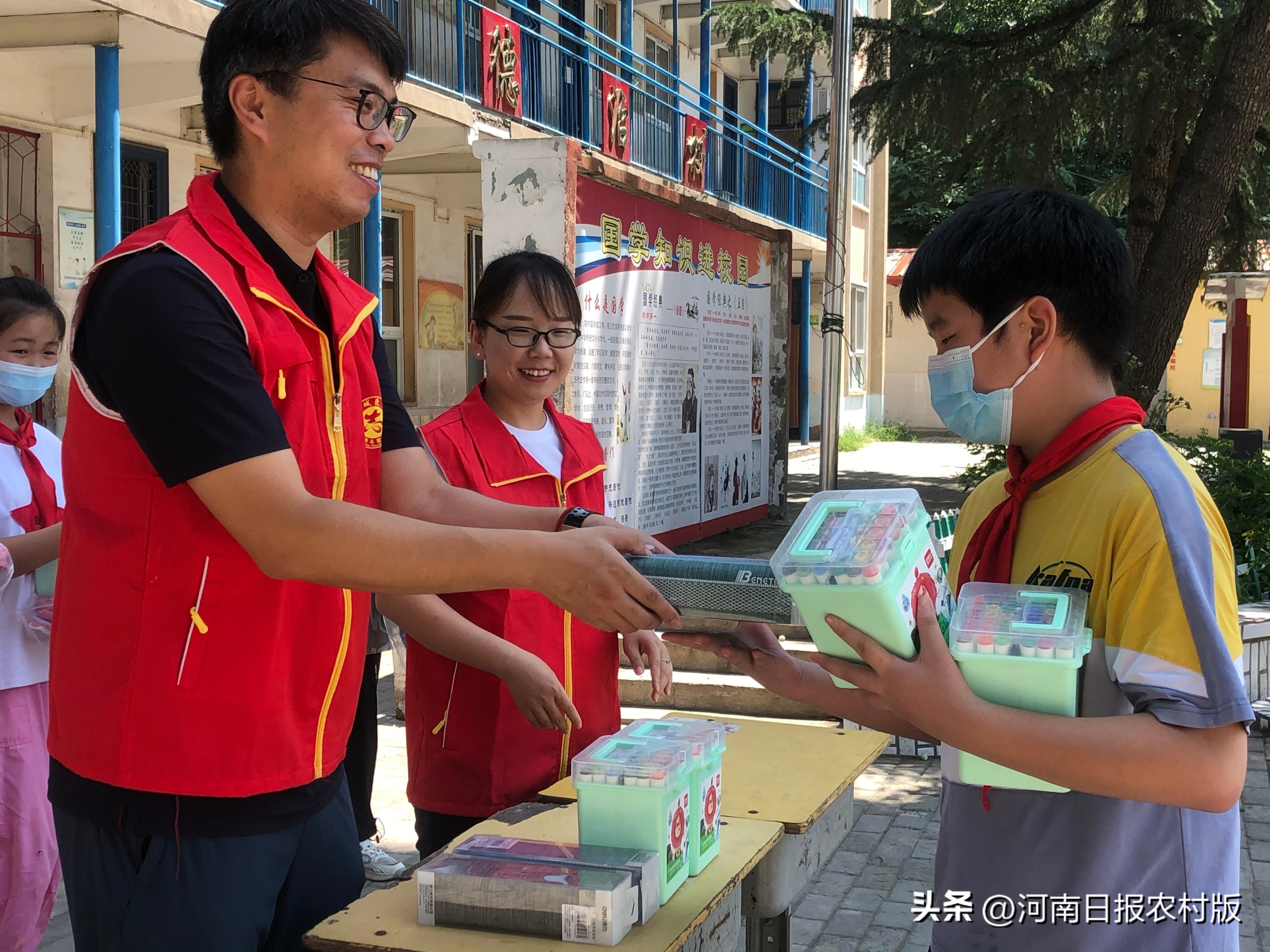 郑州市省级文明校园标兵公示,学校开展省文明校园创建大会