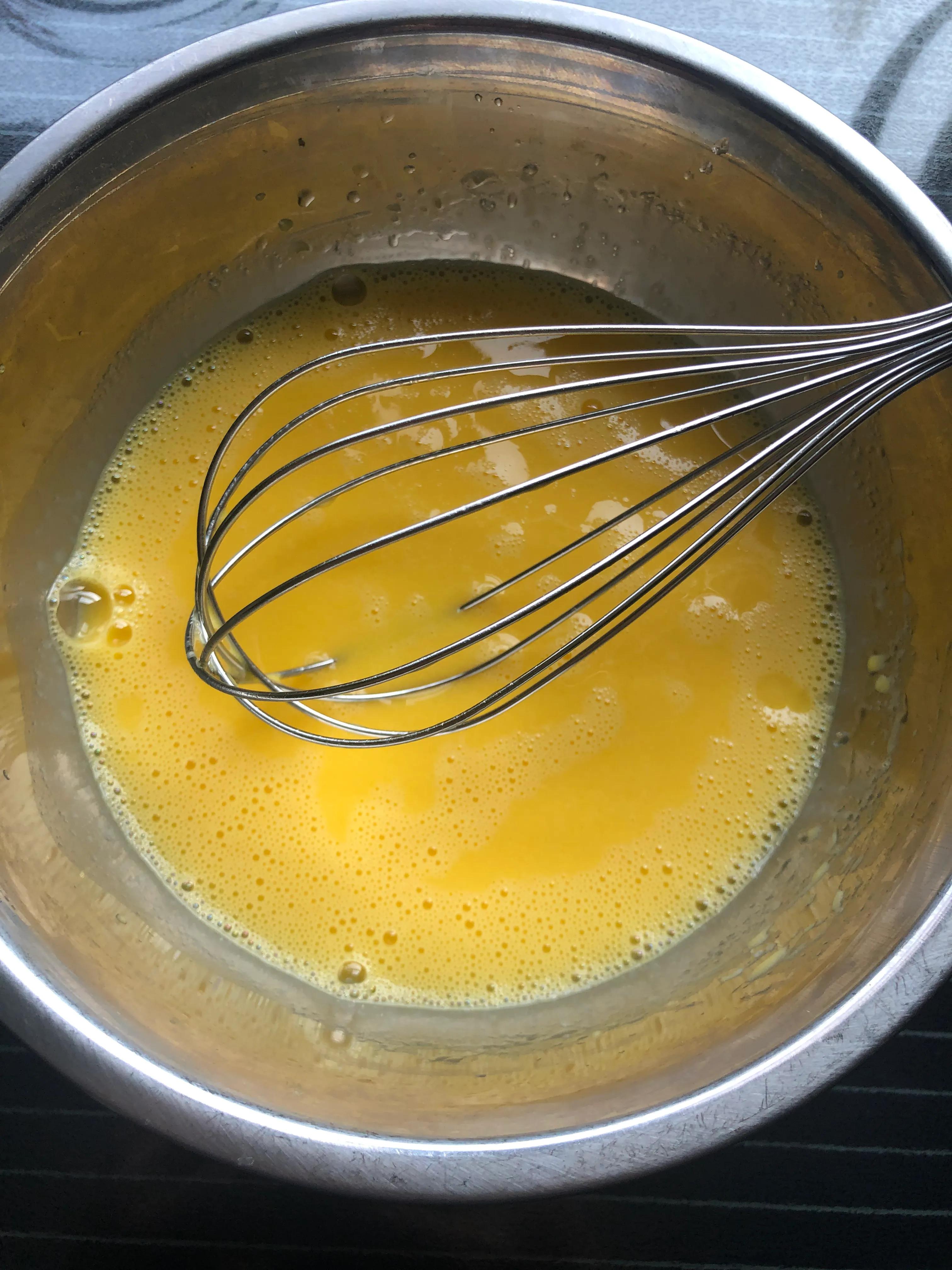 无烤箱无打蛋器最简单蛋糕,戚风蛋糕需要什么样打蛋器